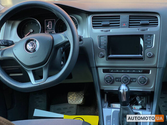 Фольксваген Гольф 2014 в Черновцах на Automoto.ua Черный Фольксваген Гольф, объемом двигателя 1.6 л и пробегом 148 тыс. км за 12200 $, фото 11 на Automoto.ua