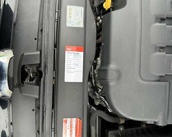 Черный Фольксваген Гольф, объемом двигателя 1.97 л и пробегом 272 тыс. км за 11750 $, фото 31 на Automoto.ua