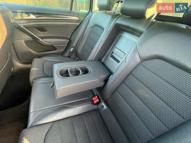 Фольксваген Гольф 2014 в Буске на Automoto.ua Черный Фольксваген Гольф, объемом двигателя 1.2 л и пробегом 253 тыс. км за 10000 $, фото 27 на Automoto.ua