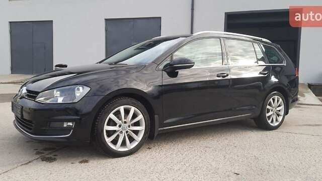 Черный Фольксваген Гольф, объемом двигателя 1.6 л и пробегом 400 тыс. км за 9500 $, фото 5 на Automoto.ua