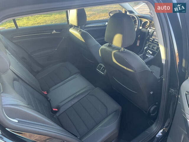 Фольксваген Гольф 2014 в Буске на Automoto.ua Черный Фольксваген Гольф, объемом двигателя 1.2 л и пробегом 253 тыс. км за 10000 $, фото 19 на Automoto.ua