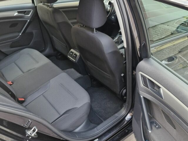 Чорний Фольксваген Гольф, об'ємом двигуна 1.6 л та пробігом 271 тис. км за 9999 $, фото 9 на Automoto.ua