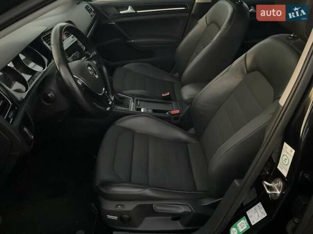 Черный Фольксваген Гольф, объемом двигателя 1.97 л и пробегом 181 тыс. км за 10500 $, фото 9 на Automoto.ua