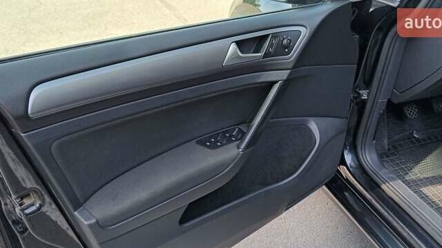 Чорний Фольксваген Гольф, об'ємом двигуна 1.6 л та пробігом 297 тис. км за 9900 $, фото 23 на Automoto.ua