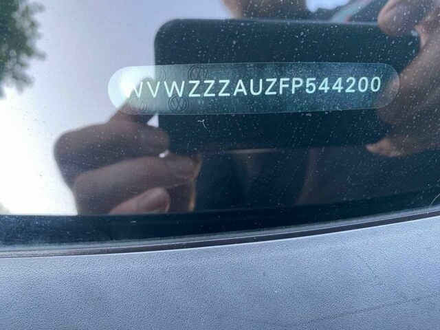 Черный Фольксваген Гольф, объемом двигателя 1.6 л и пробегом 222 тыс. км за 12600 $, фото 4 на Automoto.ua