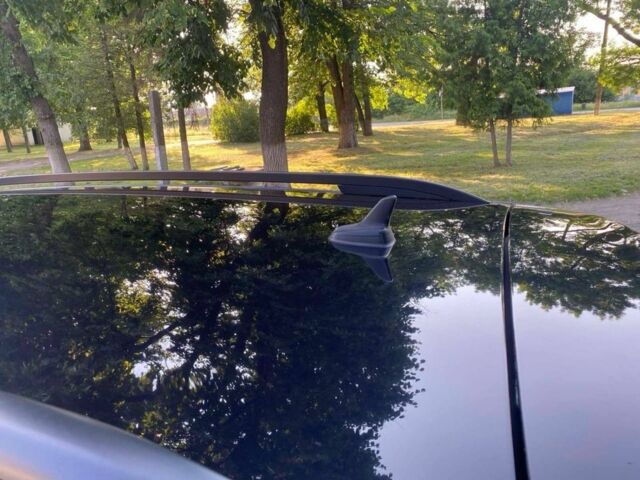 Черный Фольксваген Гольф, объемом двигателя 1.6 л и пробегом 222 тыс. км за 12600 $, фото 5 на Automoto.ua