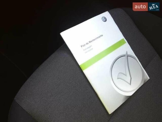 Черный Фольксваген Гольф, объемом двигателя 1.6 л и пробегом 241 тыс. км за 8999 $, фото 2 на Automoto.ua