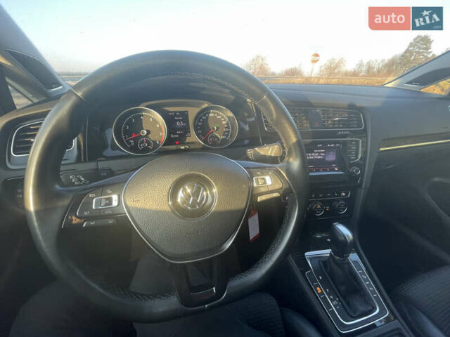 Фольксваген Гольф 2014 в Буске на Automoto.ua Черный Фольксваген Гольф, объемом двигателя 1.2 л и пробегом 253 тыс. км за 10000 $, фото 44 на Automoto.ua