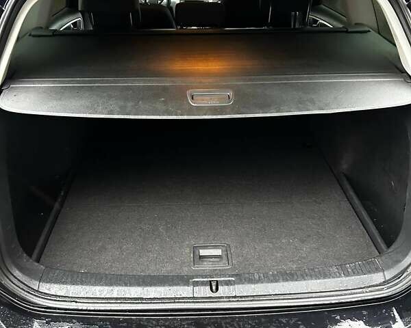 Черный Фольксваген Гольф, объемом двигателя 1.6 л и пробегом 241 тыс. км за 10299 $, фото 12 на Automoto.ua