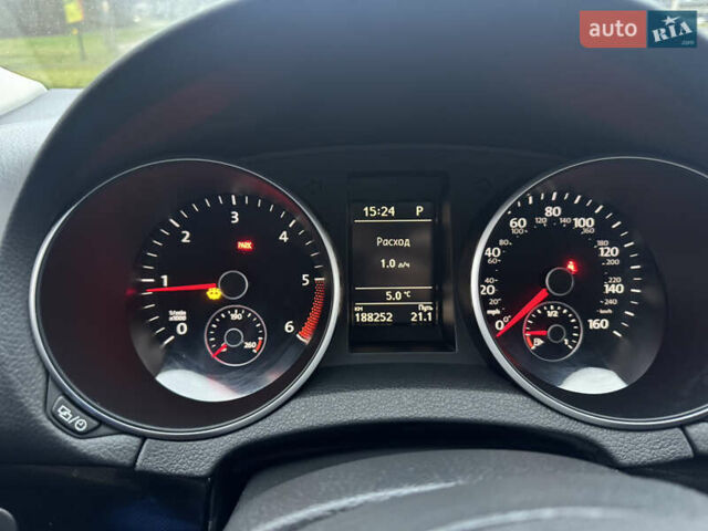 Черный Фольксваген Гольф, объемом двигателя 1.97 л и пробегом 189 тыс. км за 10500 $, фото 6 на Automoto.ua