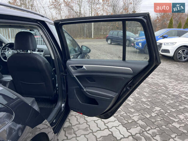 Чорний Фольксваген Гольф, об'ємом двигуна 1.97 л та пробігом 277 тис. км за 12490 $, фото 31 на Automoto.ua