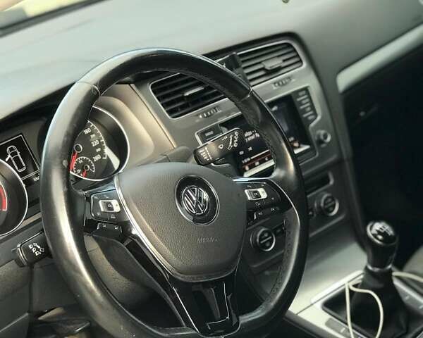 Черный Фольксваген Гольф, объемом двигателя 1.6 л и пробегом 241 тыс. км за 8999 $, фото 16 на Automoto.ua