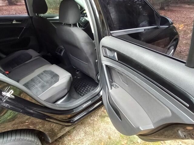 Чорний Фольксваген Гольф, об'ємом двигуна 1.6 л та пробігом 244 тис. км за 9950 $, фото 18 на Automoto.ua