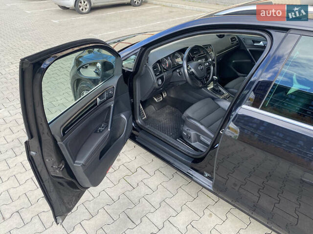 Черный Фольксваген Гольф, объемом двигателя 1.97 л и пробегом 198 тыс. км за 12500 $, фото 7 на Automoto.ua