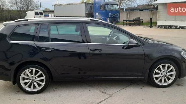 Черный Фольксваген Гольф, объемом двигателя 1.6 л и пробегом 400 тыс. км за 9500 $, фото 6 на Automoto.ua