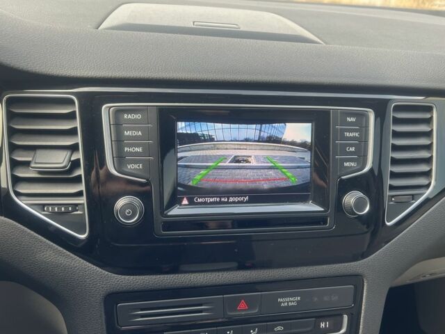 Чорний Фольксваген Гольф, об'ємом двигуна 2 л та пробігом 143 тис. км за 13900 $, фото 5 на Automoto.ua