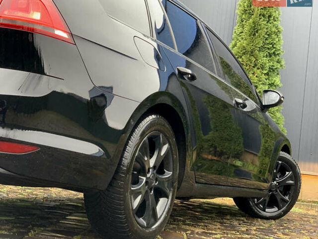 Черный Фольксваген Гольф, объемом двигателя 1.6 л и пробегом 272 тыс. км за 10700 $, фото 11 на Automoto.ua