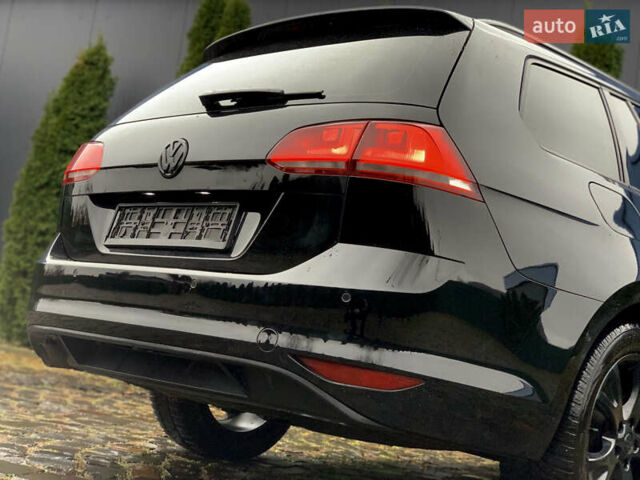 Черный Фольксваген Гольф, объемом двигателя 1.6 л и пробегом 272 тыс. км за 10700 $, фото 10 на Automoto.ua