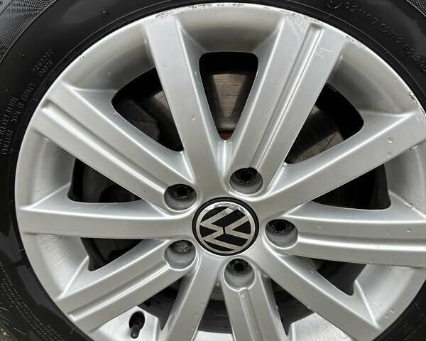 Черный Фольксваген Гольф, объемом двигателя 1.97 л и пробегом 272 тыс. км за 11750 $, фото 33 на Automoto.ua