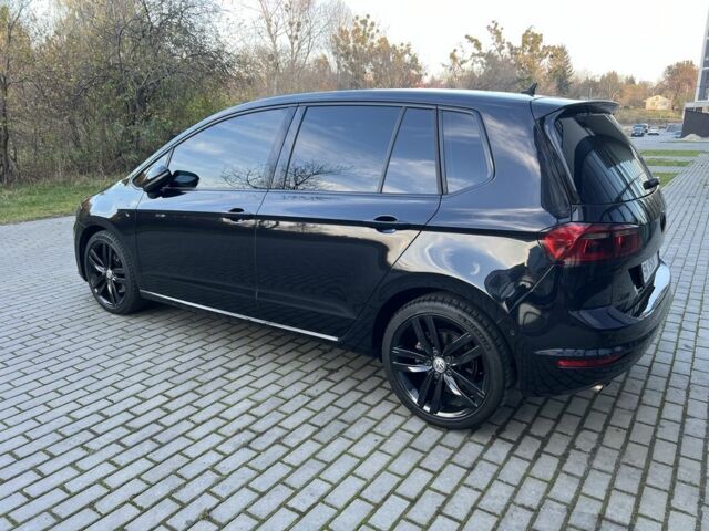 Чорний Фольксваген Гольф, об'ємом двигуна 2 л та пробігом 143 тис. км за 13900 $, фото 2 на Automoto.ua