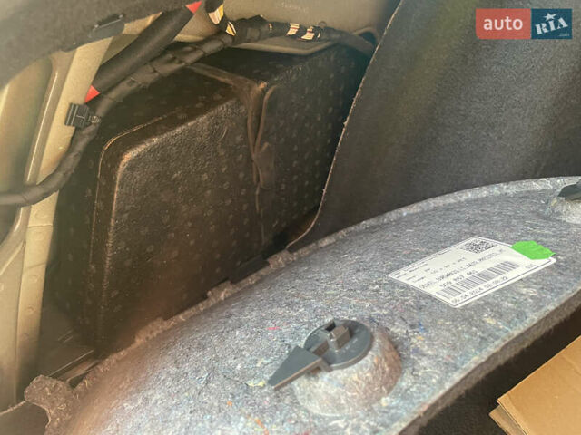 Фольксваген Гольф 2014 в Буске на Automoto.ua Черный Фольксваген Гольф, объемом двигателя 1.2 л и пробегом 253 тыс. км за 10000 $, фото 38 на Automoto.ua