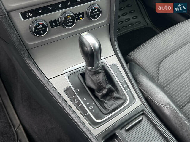 Чорний Фольксваген Гольф, об'ємом двигуна 1.97 л та пробігом 277 тис. км за 12490 $, фото 24 на Automoto.ua