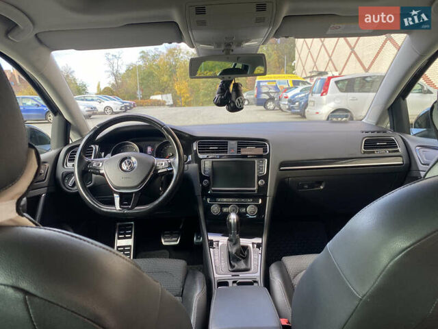 Черный Фольксваген Гольф, объемом двигателя 1.97 л и пробегом 198 тыс. км за 12500 $, фото 13 на Automoto.ua
