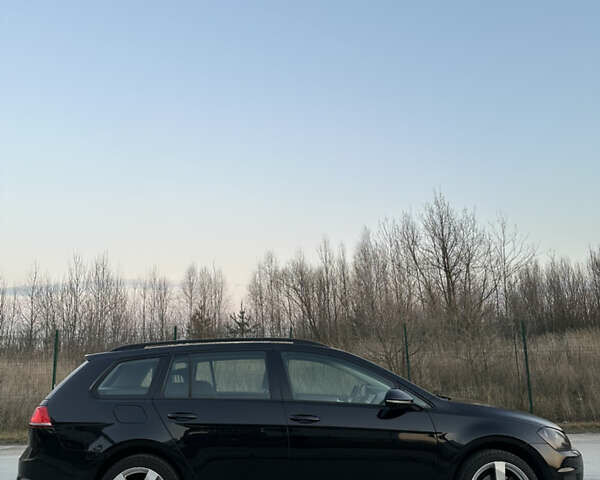 Черный Фольксваген Гольф, объемом двигателя 1.6 л и пробегом 266 тыс. км за 10300 $, фото 5 на Automoto.ua