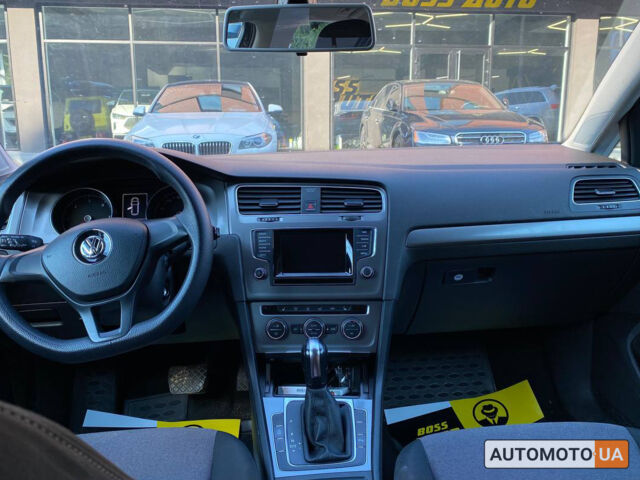 Фольксваген Гольф 2014 в Черновцах на Automoto.ua Черный Фольксваген Гольф, объемом двигателя 1.6 л и пробегом 148 тыс. км за 12200 $, фото 10 на Automoto.ua