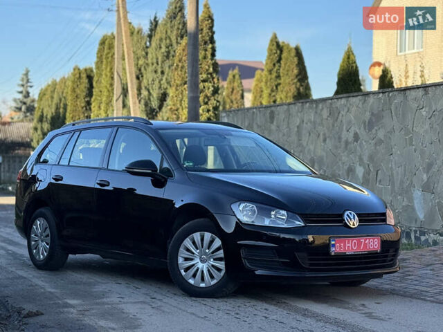 Черный Фольксваген Гольф, объемом двигателя 1.6 л и пробегом 218 тыс. км за 10900 $, фото 1 на Automoto.ua