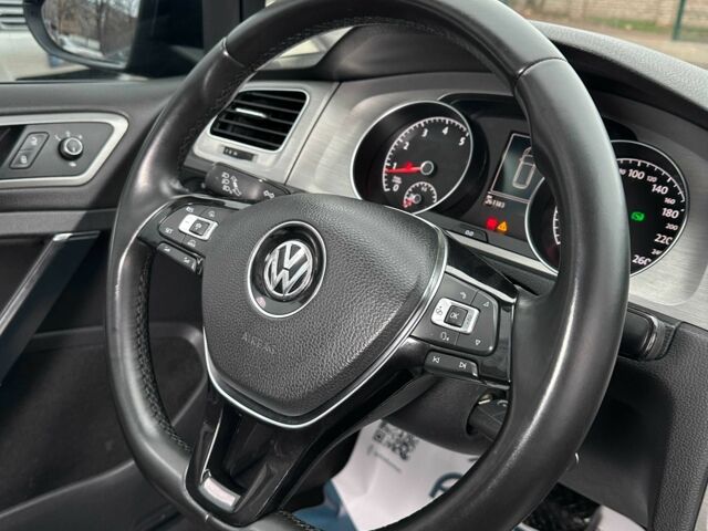 Черный Фольксваген Гольф, объемом двигателя 1.4 л и пробегом 261 тыс. км за 10500 $, фото 11 на Automoto.ua