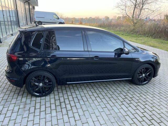 Чорний Фольксваген Гольф, об'ємом двигуна 2 л та пробігом 143 тис. км за 13900 $, фото 1 на Automoto.ua