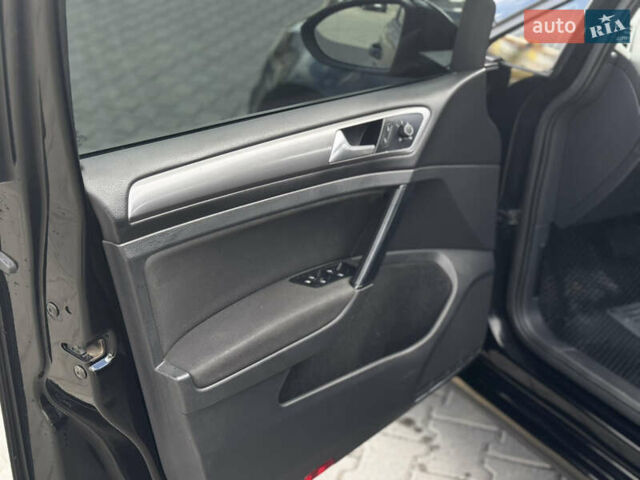 Чорний Фольксваген Гольф, об'ємом двигуна 1.6 л та пробігом 320 тис. км за 9500 $, фото 23 на Automoto.ua