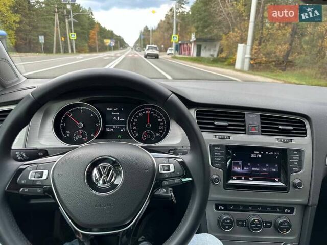 Черный Фольксваген Гольф, объемом двигателя 1.6 л и пробегом 240 тыс. км за 10800 $, фото 29 на Automoto.ua