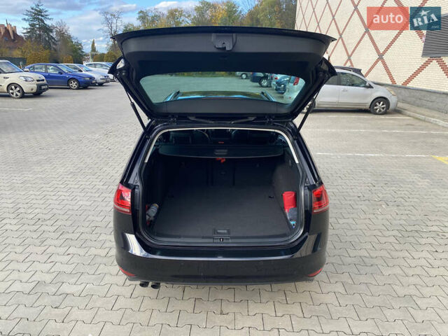 Черный Фольксваген Гольф, объемом двигателя 1.97 л и пробегом 198 тыс. км за 12500 $, фото 4 на Automoto.ua