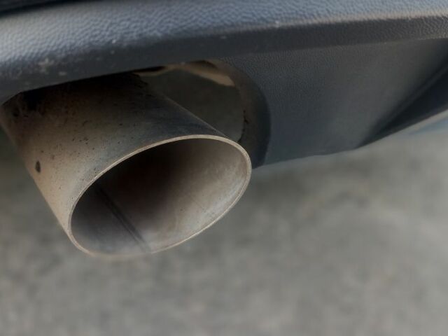 Чорний Фольксваген Гольф, об'ємом двигуна 1.6 л та пробігом 244 тис. км за 9950 $, фото 22 на Automoto.ua