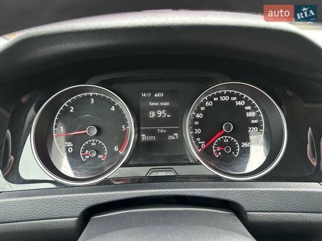 Черный Фольксваген Гольф, объемом двигателя 1.97 л и пробегом 272 тыс. км за 11750 $, фото 28 на Automoto.ua