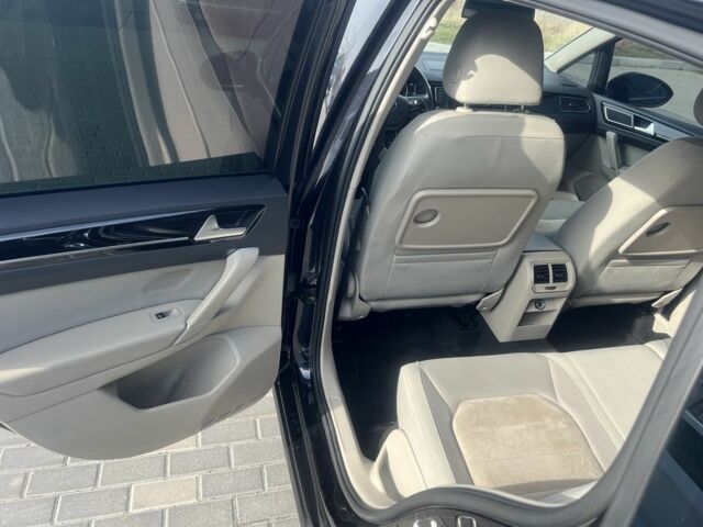 Чорний Фольксваген Гольф, об'ємом двигуна 2 л та пробігом 143 тис. км за 13900 $, фото 12 на Automoto.ua