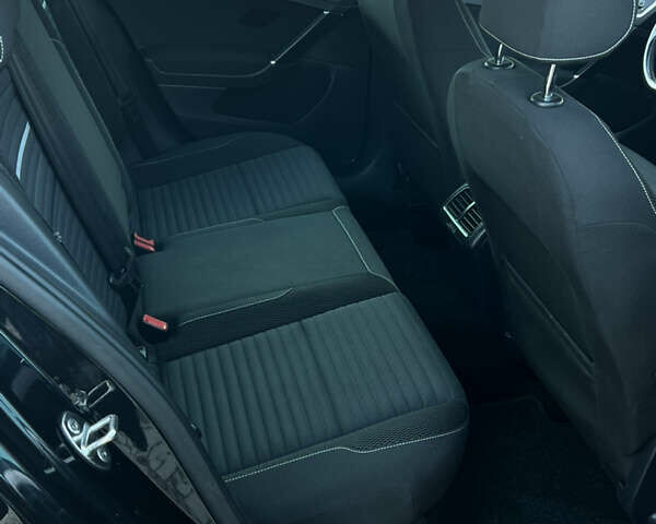 Черный Фольксваген Гольф, объемом двигателя 1.6 л и пробегом 230 тыс. км за 11800 $, фото 73 на Automoto.ua