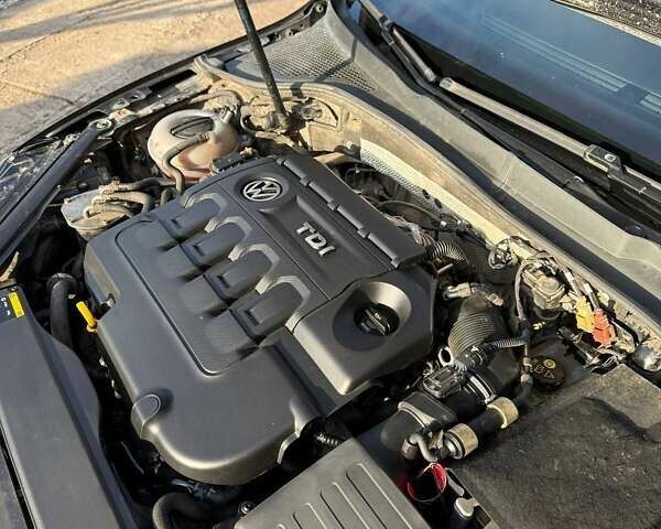 Чорний Фольксваген Гольф, об'ємом двигуна 1.6 л та пробігом 223 тис. км за 11000 $, фото 29 на Automoto.ua