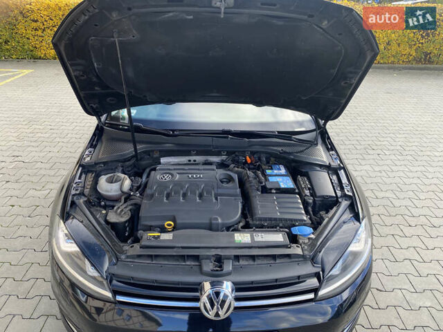 Черный Фольксваген Гольф, объемом двигателя 1.97 л и пробегом 198 тыс. км за 12500 $, фото 6 на Automoto.ua