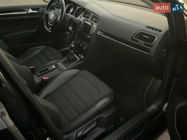 Черный Фольксваген Гольф, объемом двигателя 1.97 л и пробегом 181 тыс. км за 10500 $, фото 7 на Automoto.ua