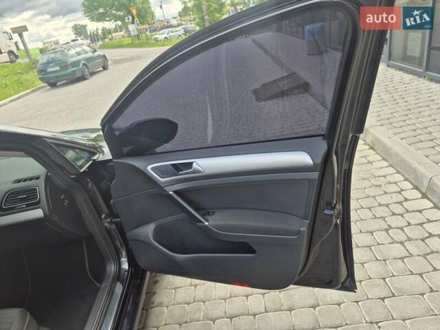 Черный Фольксваген Гольф, объемом двигателя 1.6 л и пробегом 229 тыс. км за 11199 $, фото 19 на Automoto.ua