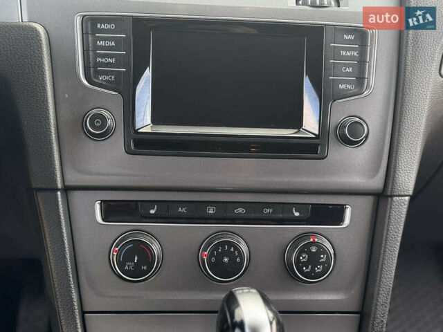 Чорний Фольксваген Гольф, об'ємом двигуна 1.6 л та пробігом 320 тис. км за 9500 $, фото 29 на Automoto.ua