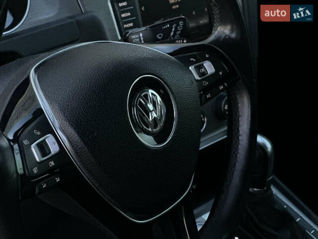 Черный Фольксваген Гольф, объемом двигателя 2 л и пробегом 153 тыс. км за 11800 $, фото 11 на Automoto.ua