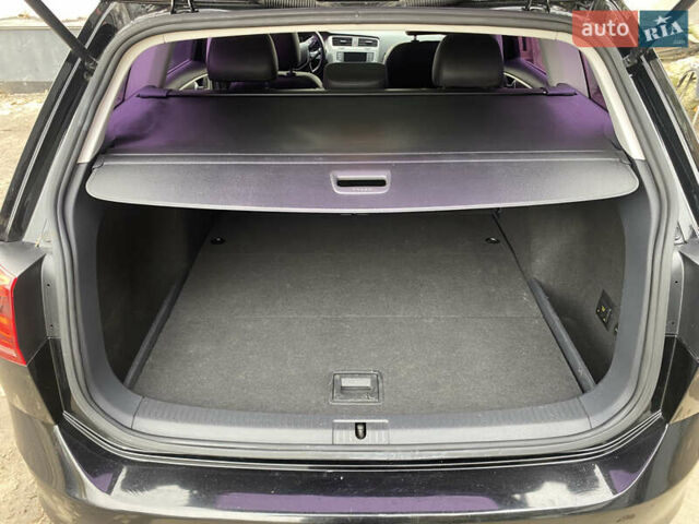 Черный Фольксваген Гольф, объемом двигателя 1.8 л и пробегом 179 тыс. км за 11200 $, фото 29 на Automoto.ua