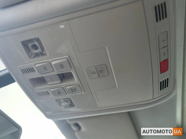 Черный Фольксваген Гольф, объемом двигателя 2 л и пробегом 212 тыс. км за 12200 $, фото 15 на Automoto.ua