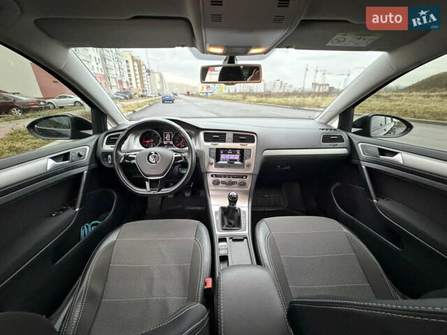 Черный Фольксваген Гольф, объемом двигателя 2 л и пробегом 159 тыс. км за 12999 $, фото 38 на Automoto.ua