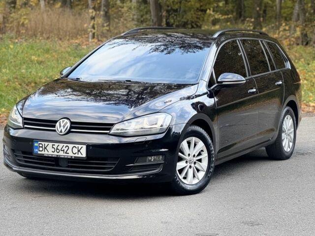 Черный Фольксваген Гольф, объемом двигателя 1.6 л и пробегом 220 тыс. км за 8800 $, фото 1 на Automoto.ua