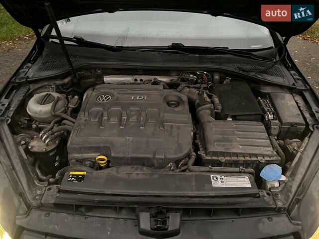 Черный Фольксваген Гольф, объемом двигателя 1.6 л и пробегом 285 тыс. км за 10350 $, фото 36 на Automoto.ua